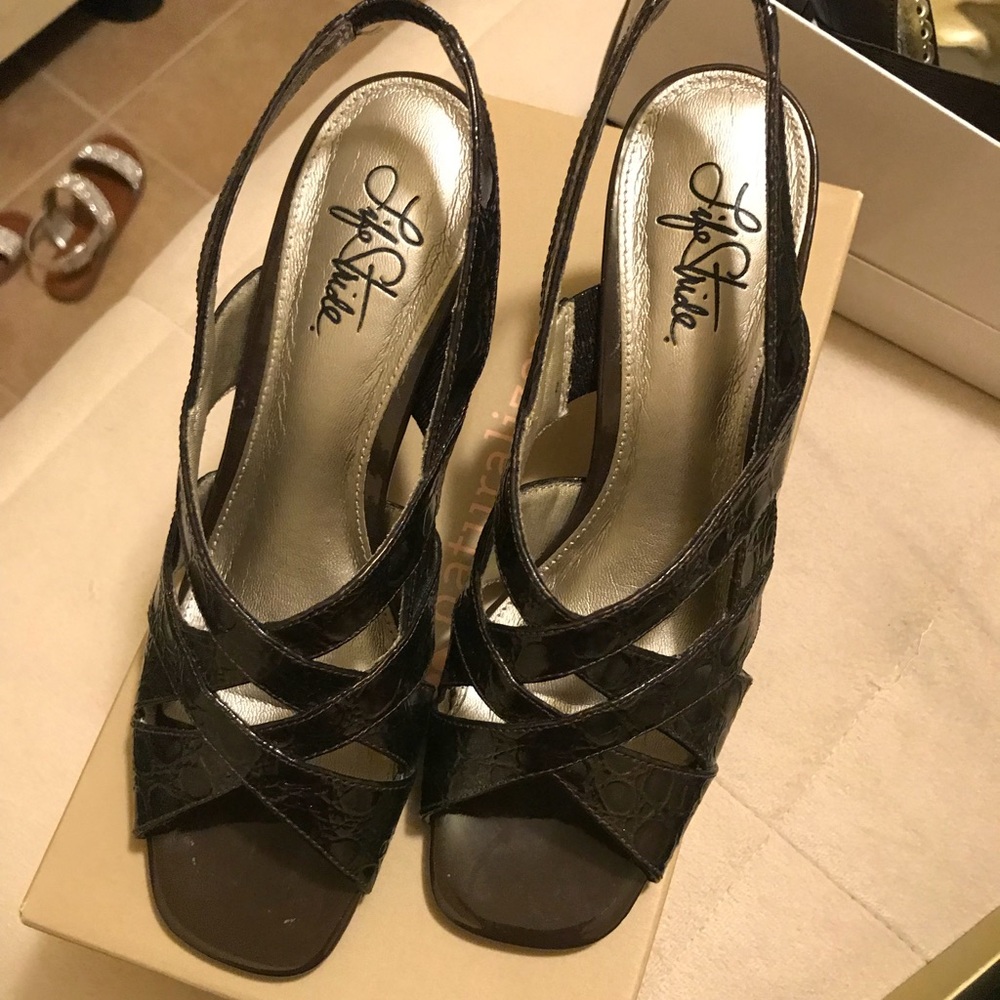 Open toed heels